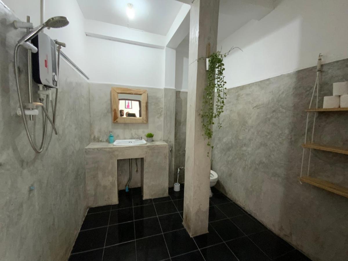 La Casa - Thakhek Hostel Eksteriør bilde